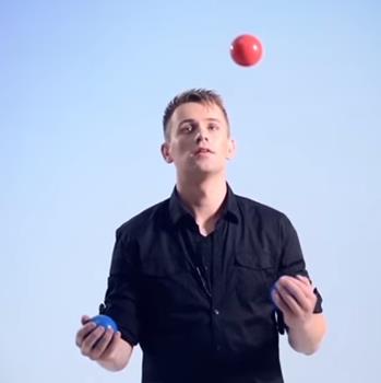 person juggling